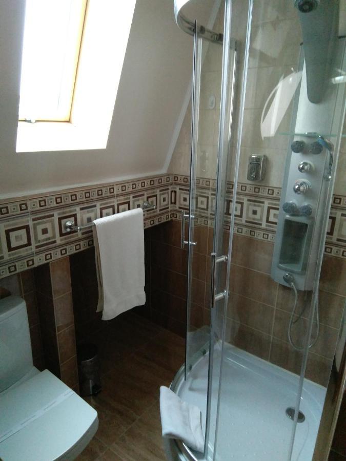 Hotel La Cristina à Slatina  Extérieur photo
