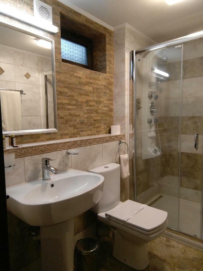 Hotel La Cristina à Slatina  Extérieur photo