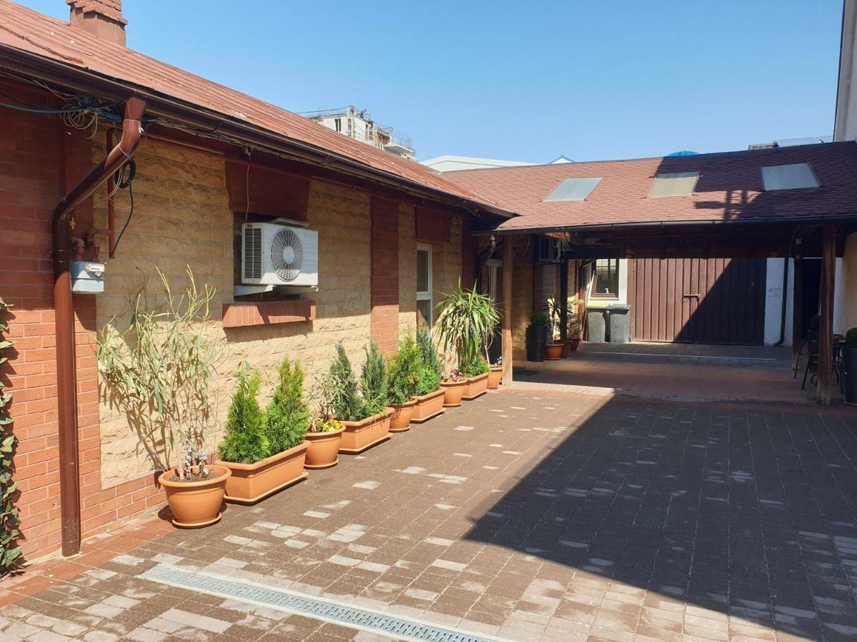 Hotel La Cristina à Slatina  Extérieur photo